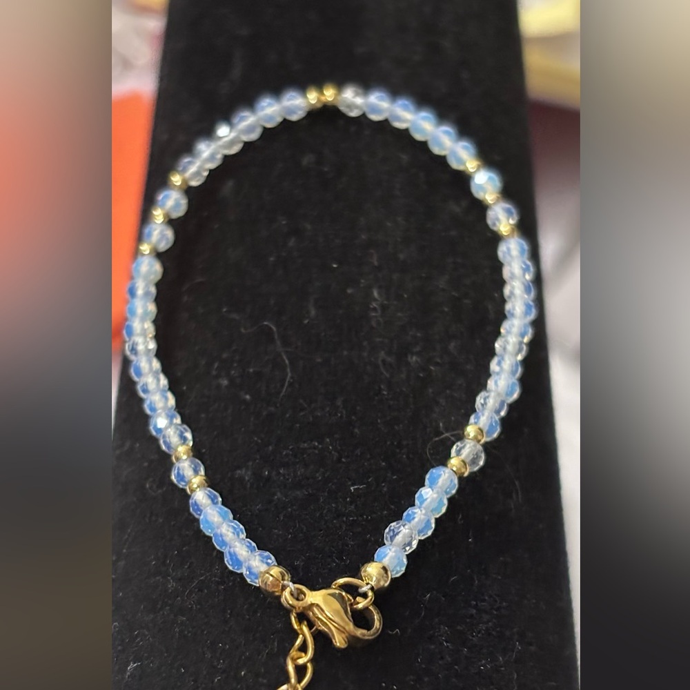Elegant Gold and Blue Beaded Moonstone Bracelet - Picture 1 of 1